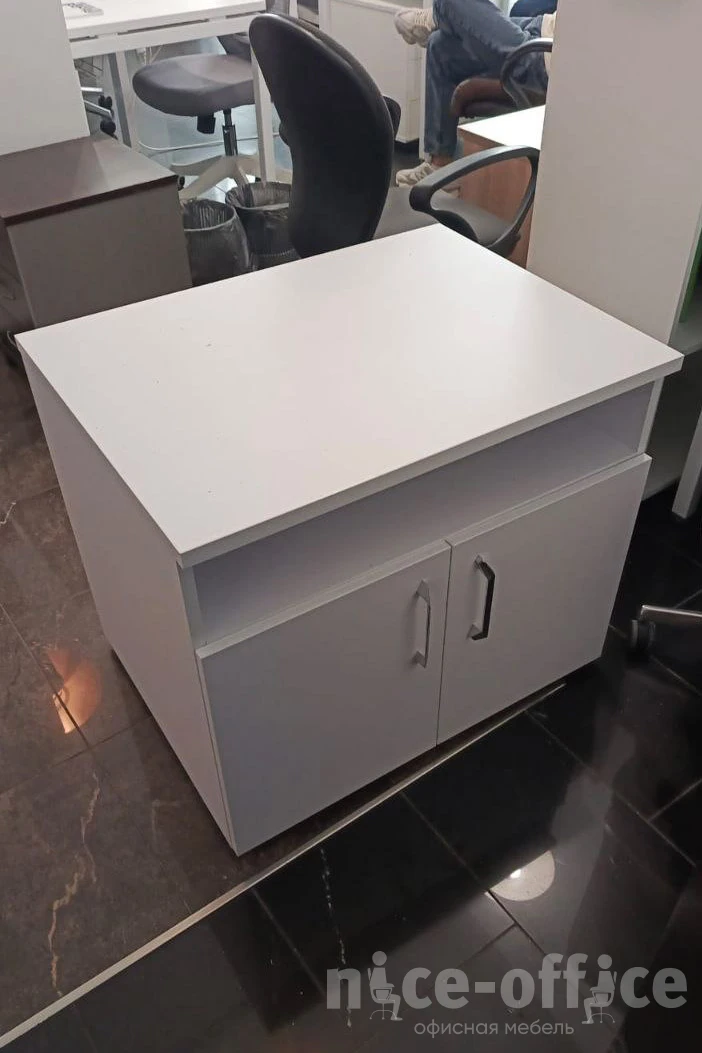 Тумба для оргтехники/сервисная 800x600x680 Onix Direct фото в интерьере 2